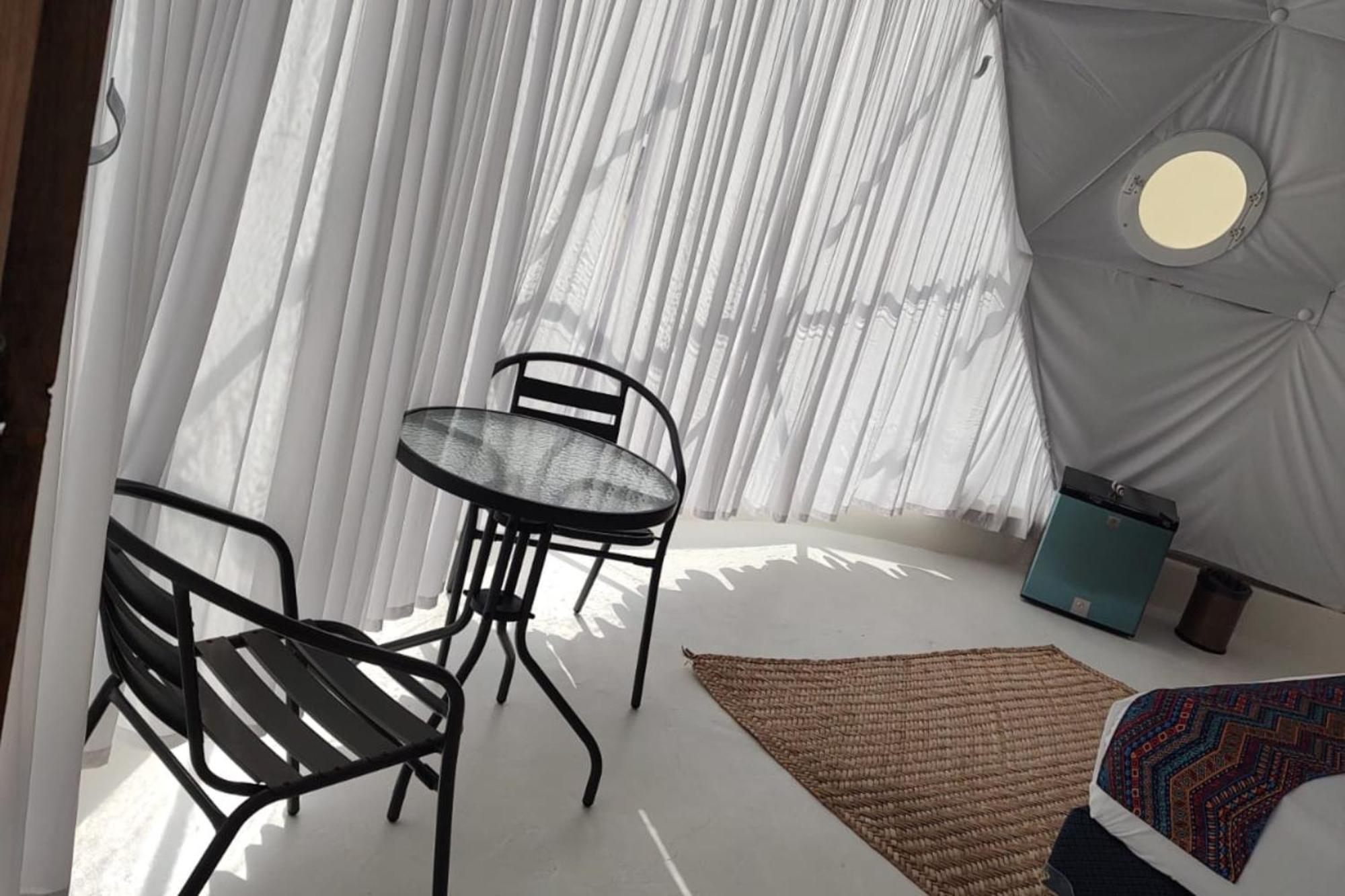 מלון Hidden Island Glamping איסלה מוחרס מראה חיצוני תמונה
